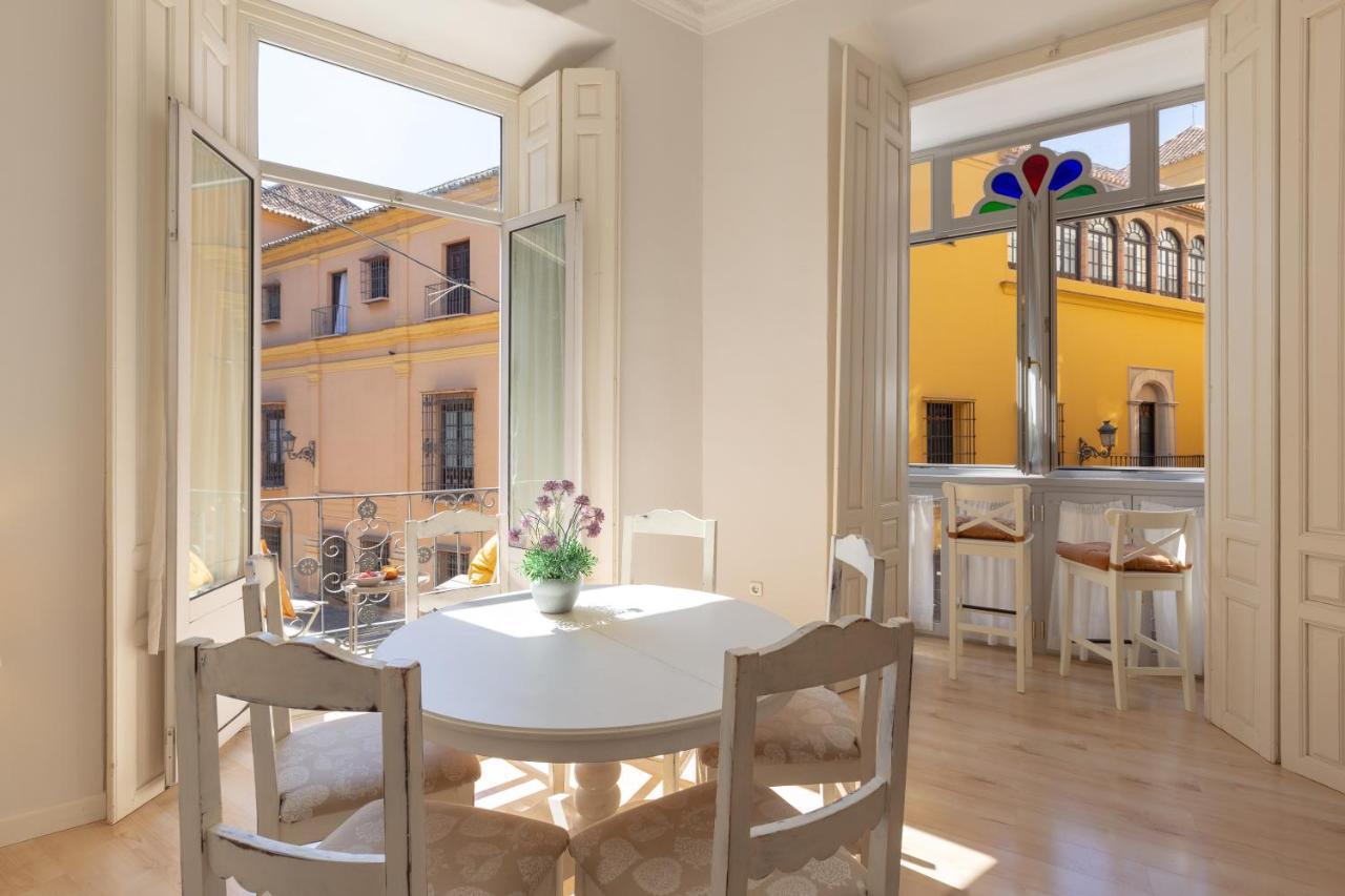 Luminoso Apartamento De Dos Habitaciones Con Vistas A Las Catedral Μάλαγα Εξωτερικό φωτογραφία