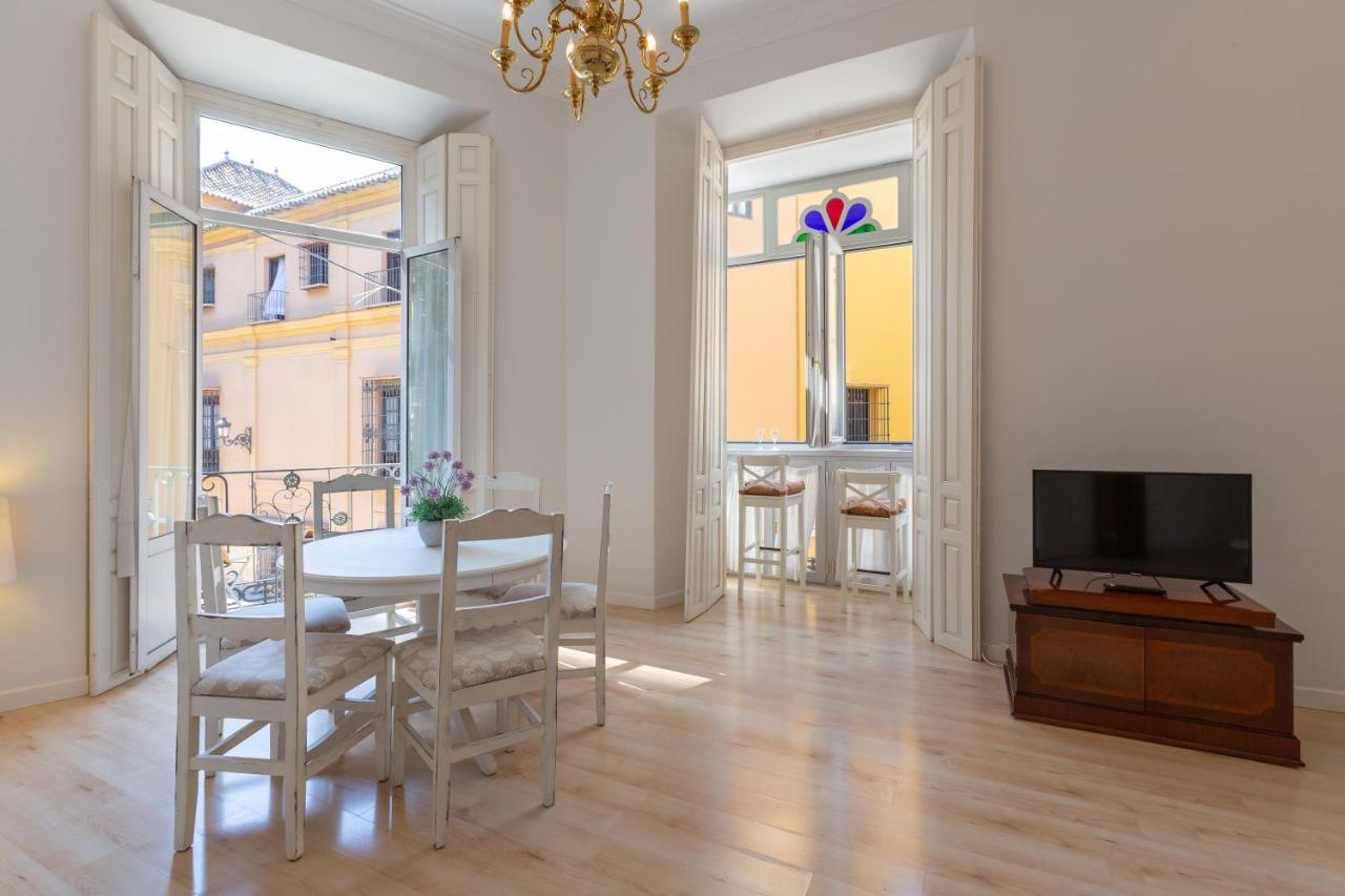 Luminoso Apartamento De Dos Habitaciones Con Vistas A Las Catedral Μάλαγα Εξωτερικό φωτογραφία