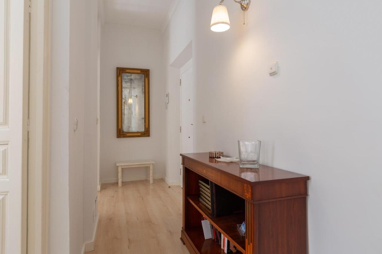 Luminoso Apartamento De Dos Habitaciones Con Vistas A Las Catedral Μάλαγα Εξωτερικό φωτογραφία
