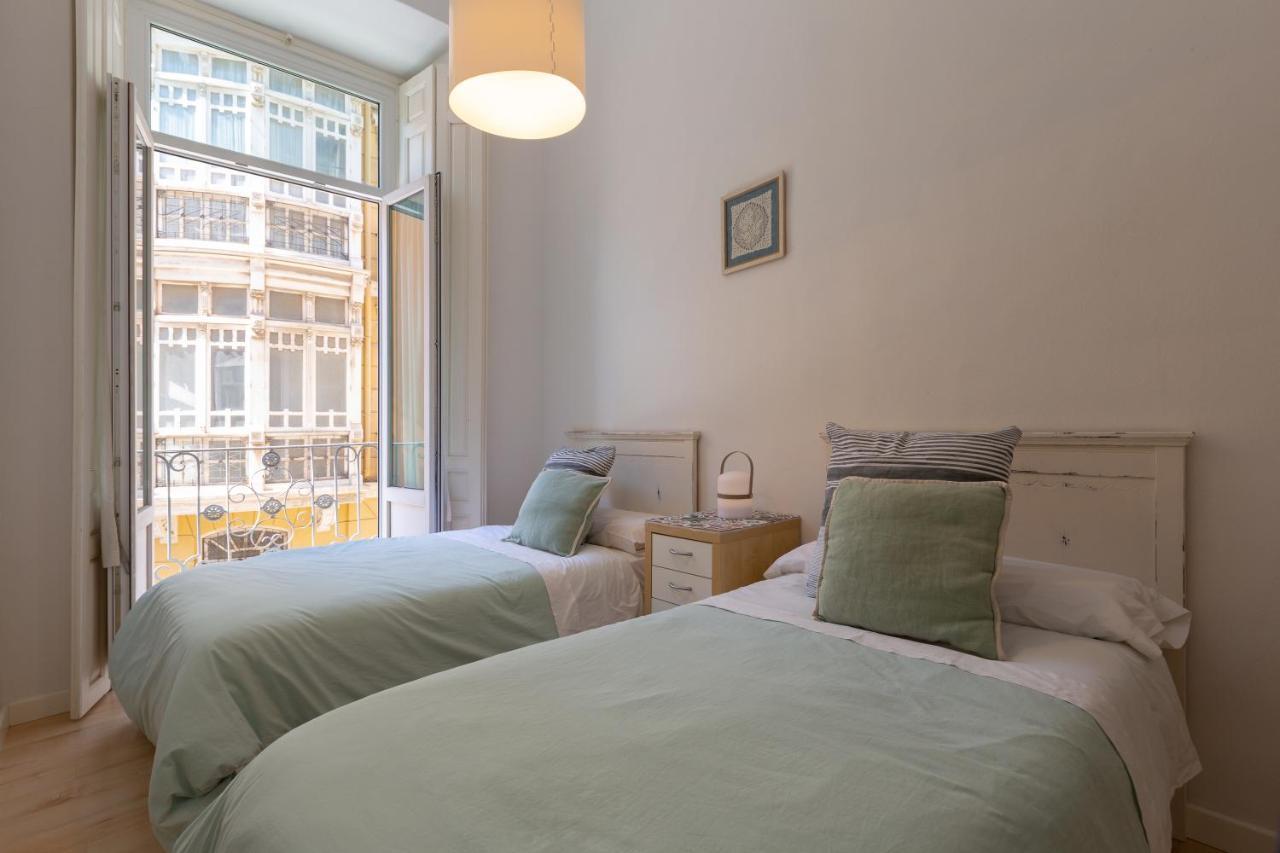 Luminoso Apartamento De Dos Habitaciones Con Vistas A Las Catedral Μάλαγα Εξωτερικό φωτογραφία